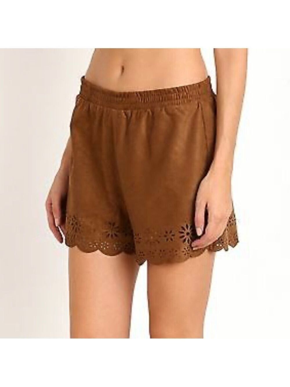 𝅺BB Dakota brown suede laser cut elastic waist shorts small